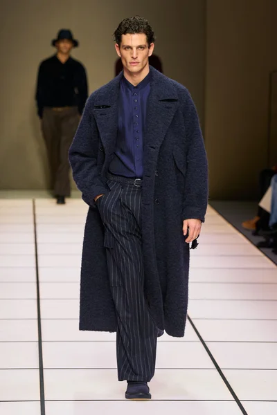 Look 84